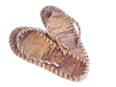 sandal dari pelepah pisang Rumah Kerajinan  Pelepah Pisang